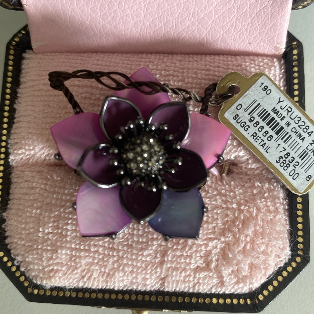 Juicy couture vintage purple flower ring. NWT in original box. Size 7